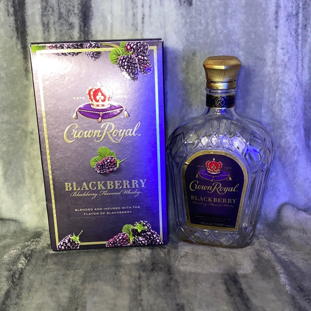 CROWN ROYA BLACKBERRY